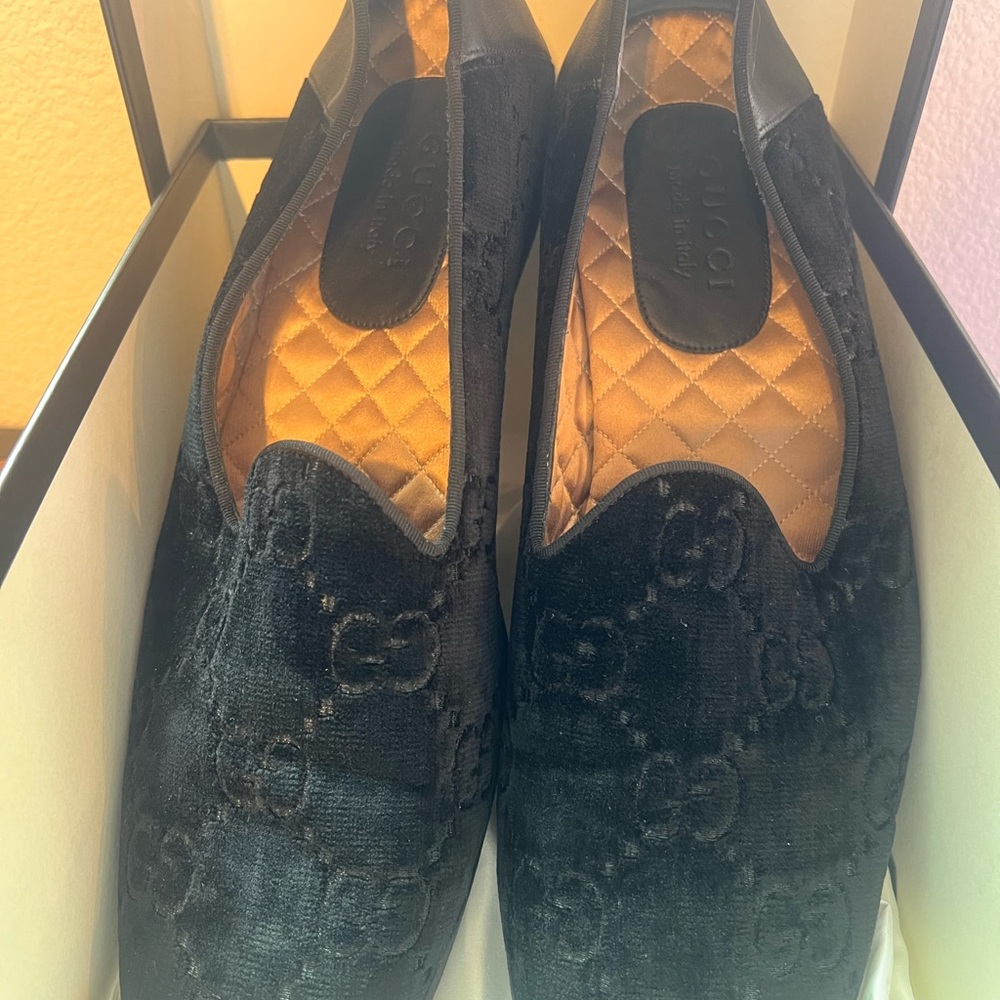 Gucci slip on loafers